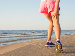 woman's legs to illustrate cramp from lack of calcium and magnesium supplements